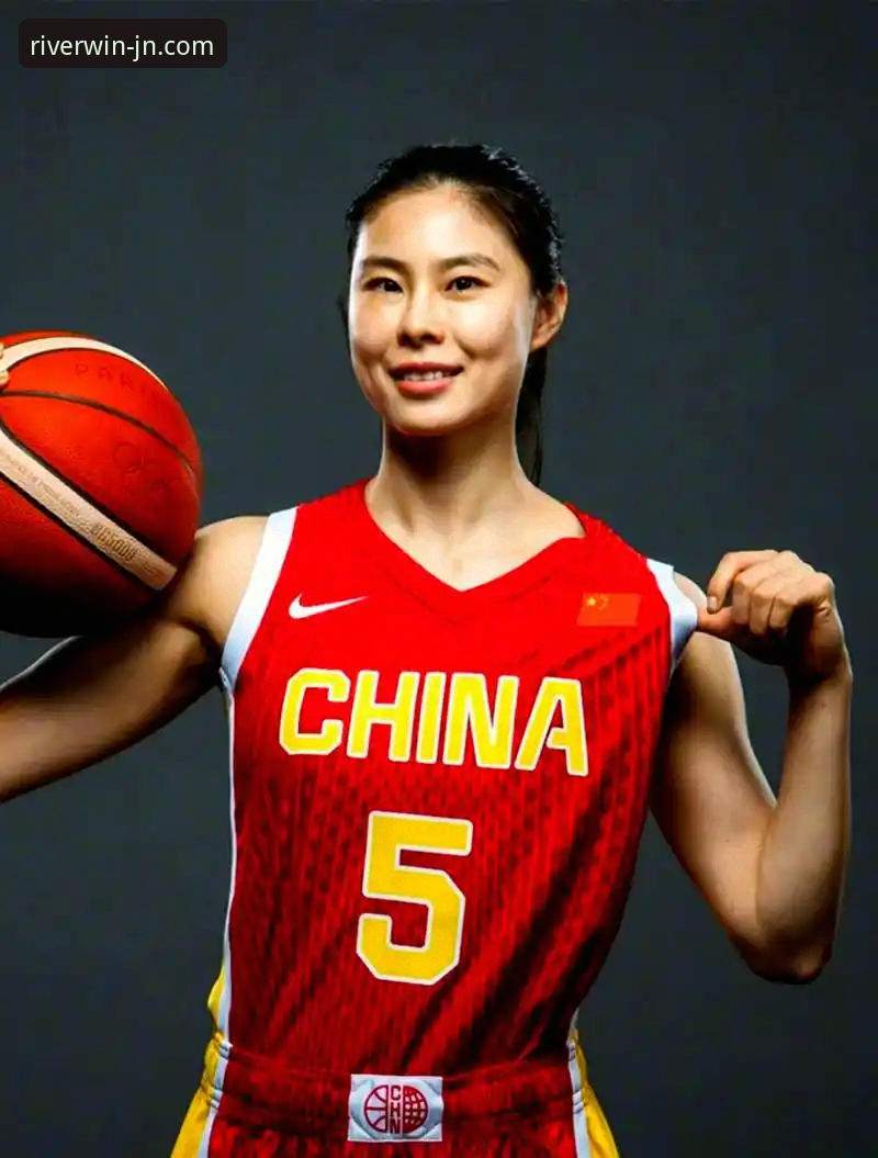 中国女篮锁定胜局，王思雨下半场爆发成关键，江南体育v3.5.2实时数据解析战术变阵